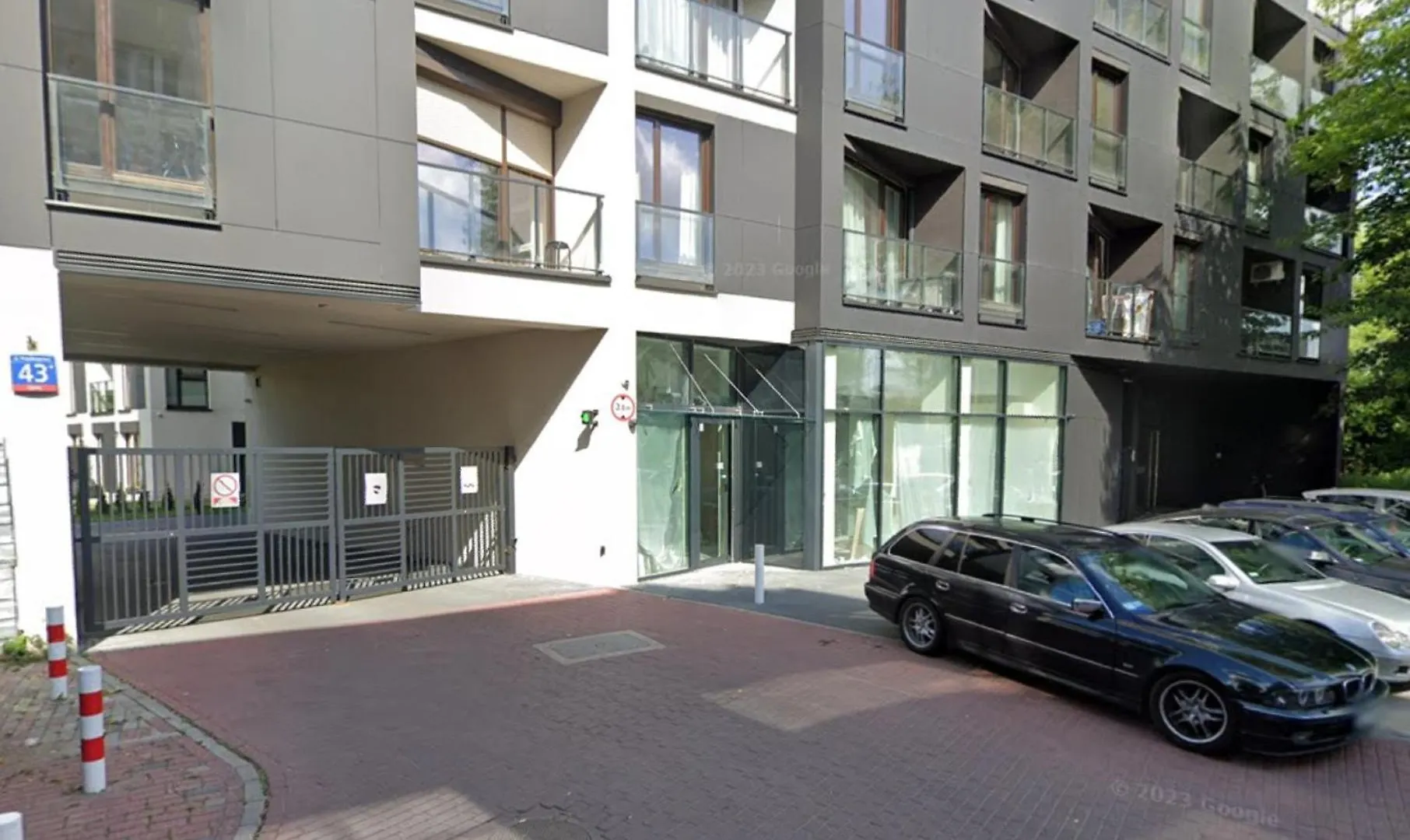Premium Spire Apartment +Parking 바르샤바